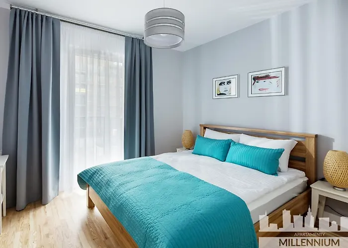 Millennium Manufaktura Blue