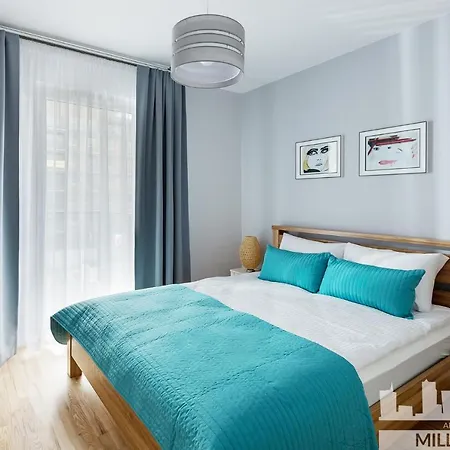 Millennium Manufaktura Blue